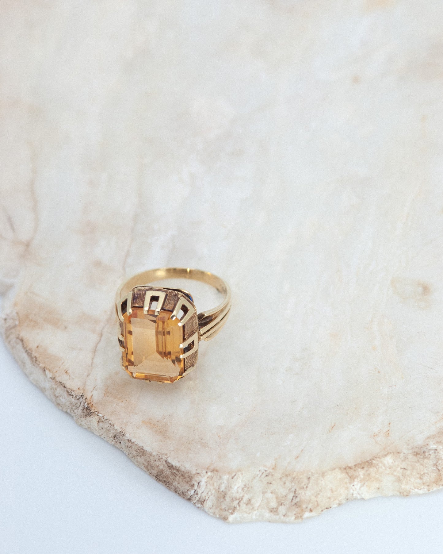 Vintage 14k Gold Citrine Ring