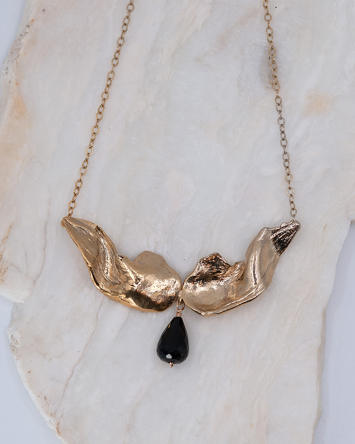 Jumelles de Mer Necklace
