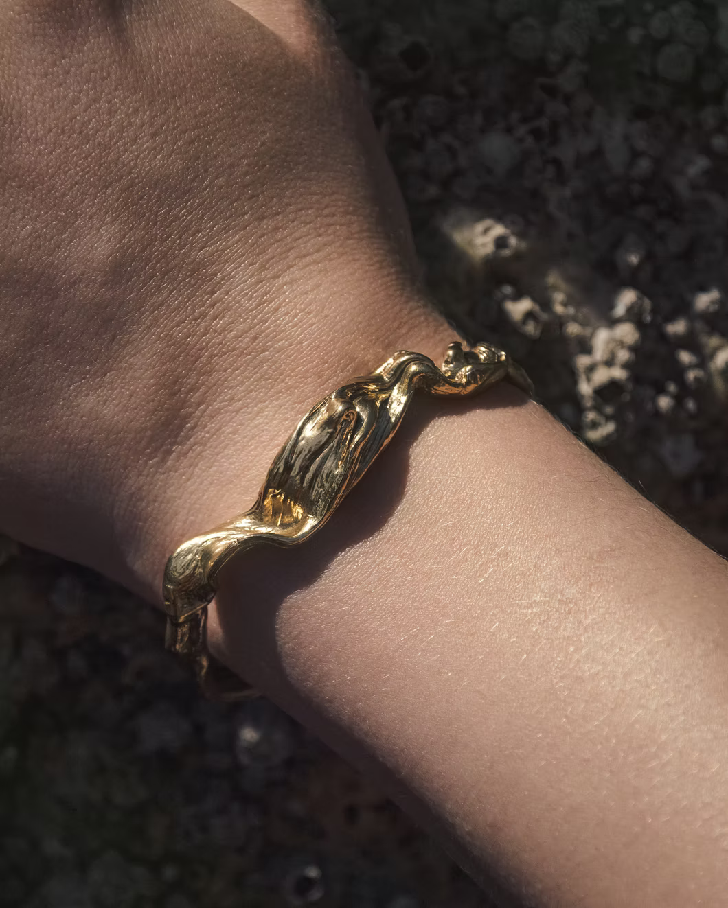 Veil of Smoke Cuff