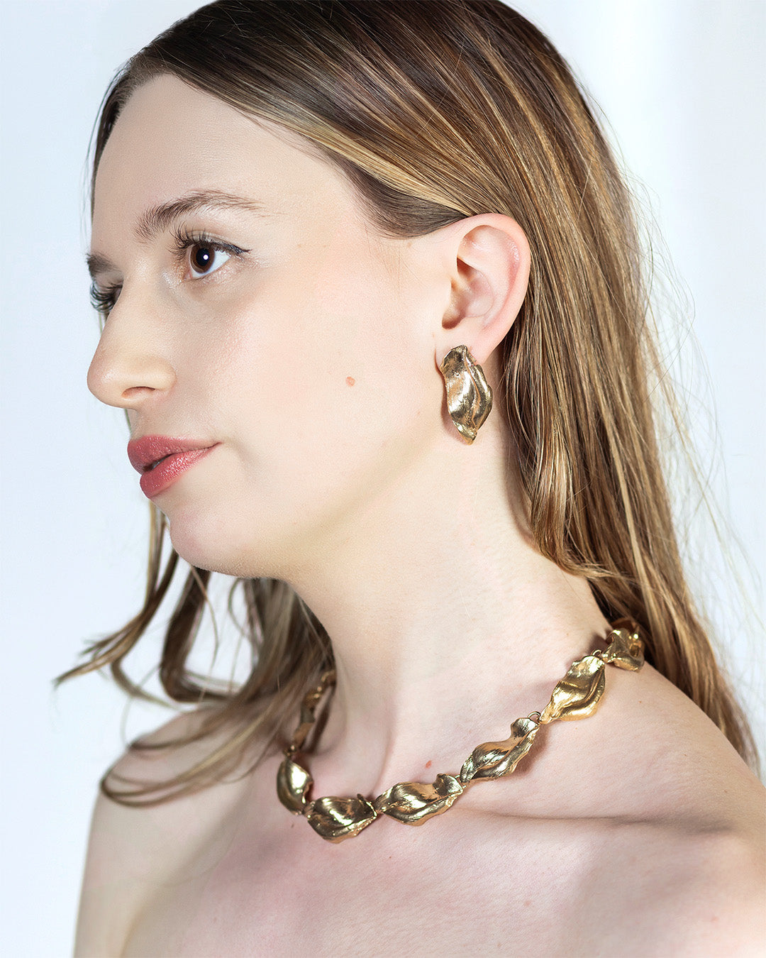 Exalted Venus Earrings in Gold