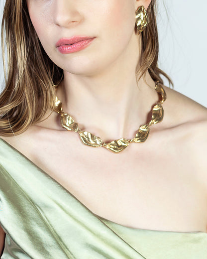 Exalted Venus Necklace