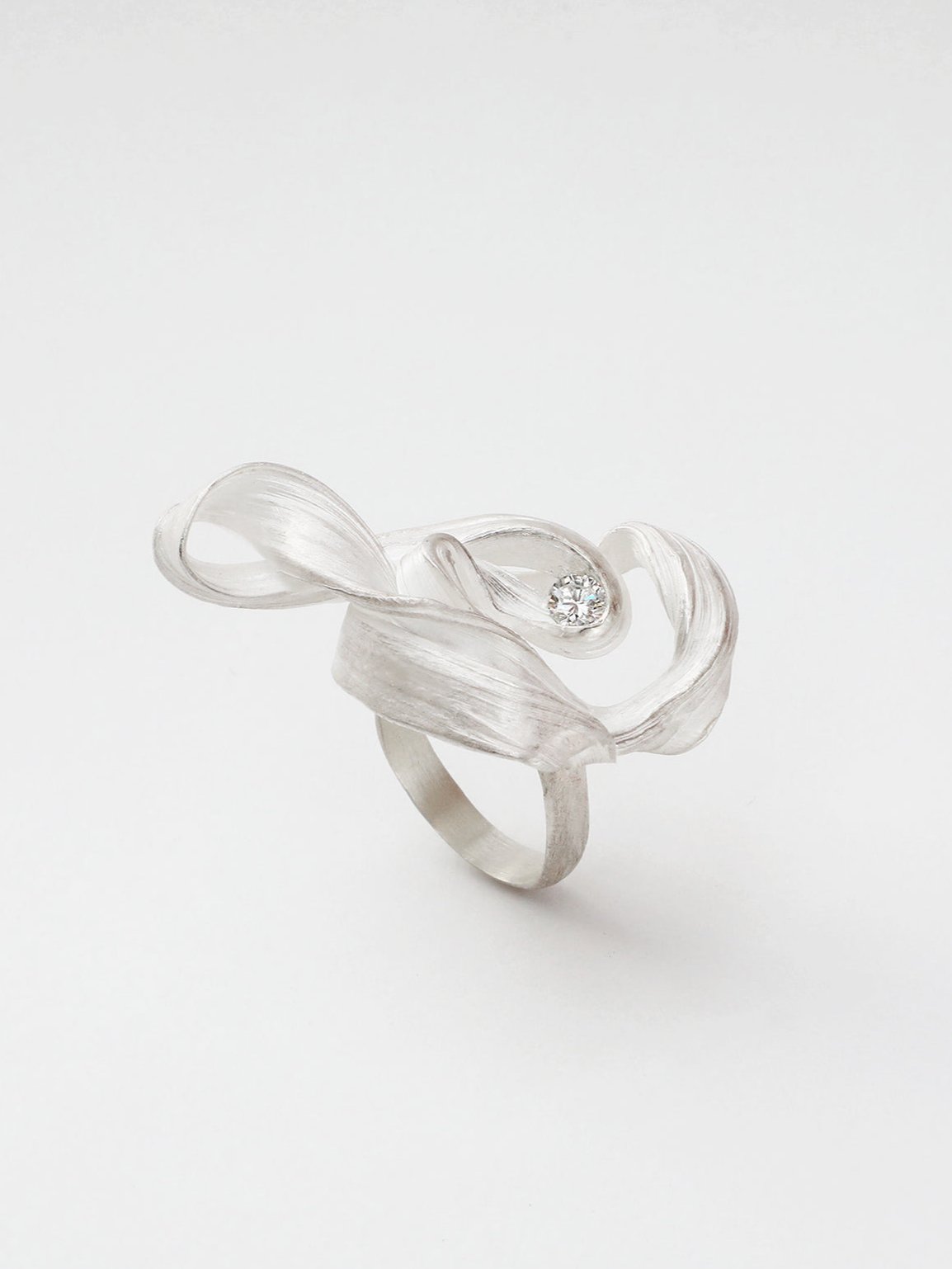 Vespera Diamond Ring